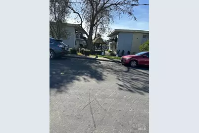 510 E N Street, Benicia, CA 94510 - Photo 20