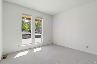 67 Roundtree Boulevard, San Rafael, CA 94903 - Photo 12