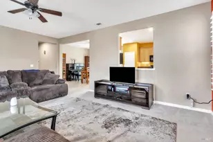 927 Freedom Dr, Suisun City, CA 94585 - Photo 8