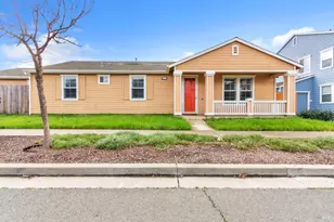 927 Freedom Dr, Suisun City, CA 94585 - Photo 2