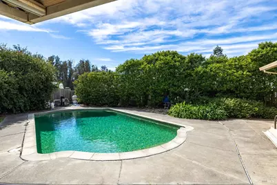 410 E Railroad Avenue, Cotati, CA 94931 - Photo 6