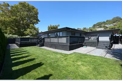 696 Hawthorne Drive, Tiburon, CA 94920 - Photo 38