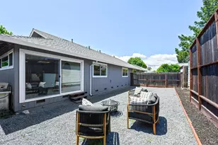 431 University St, Healdsburg, CA 95448 - Photo 36