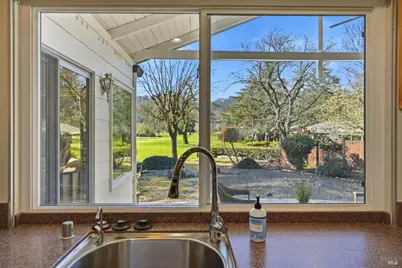 6 Autumn Leaf Place, Santa Rosa, CA 95409 - Photo 10