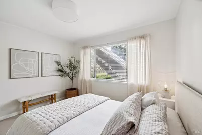 61 Pixley Avenue #2, Corte Madera, CA 94925 - Photo 24
