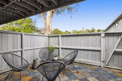 61 Pixley Avenue #2, Corte Madera, CA 94925 - Photo 18