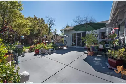 1642 Lauren Drive, Petaluma, CA 94954 - Photo 26