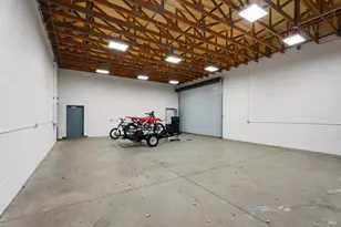 1117 Commerce Dr, Ukiah, CA 95482 - Photo 4