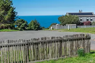 135 Larkspur Close, The Sea Ranch, CA 95497 - Photo 2