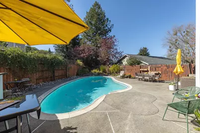 2409 Canin Court, Santa Rosa, CA 95405 - Photo 10