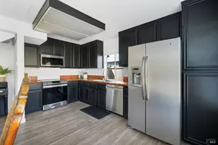 101 Panorama Dr, Benicia, CA 94510 - Photo 14