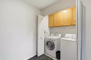 1731 Walnut Creek Dr, Santa Rosa, CA 95403 - Photo 20