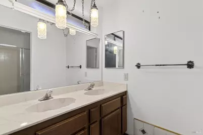 879 Oxford Way, Benicia, CA 94510 - Photo 20