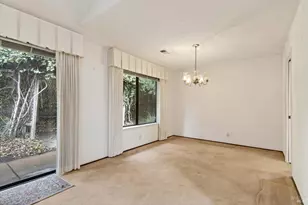 879 Oxford Way, Benicia, CA 94510 - Photo 10