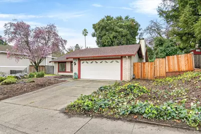 879 Oxford Way, Benicia, CA 94510 - Photo 4