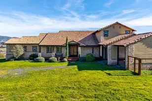 1106 Bel Arbres Dr, Redwood Valley, CA 95470 - Photo 4