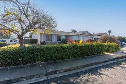 304 Huntington Drive, Antioch, CA 94509 - Photo 2
