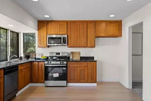 1312 Sutter Ct, Fairfield, CA 94533 - Photo 16