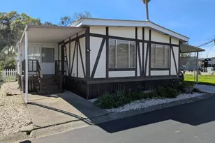 8 Camellia Dr, Calistoga, CA 94515 - Photo 1