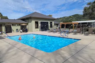 8 Camellia Dr, Calistoga, CA 94515 - Photo 26