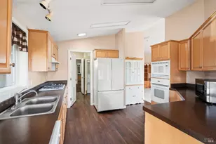 700 E Gobbi St, Ukiah, CA 95482 - Photo 10