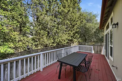 366 Breeden Street, Santa Rosa, CA 95409 - Photo 16