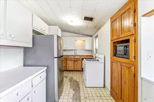 1121 Ferris Dr, Novato, CA 94945 - Photo 16