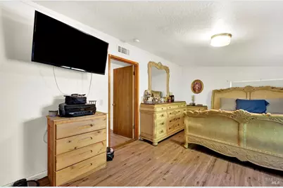 348 Vine Street, Vacaville, CA 95688 - Photo 20