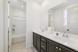 2464 Lake Club Dr, Fairfield, CA 94533 - Photo 32