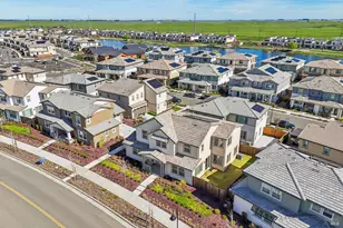 2464 Lake Club Dr, Fairfield, CA 94533 - Photo 46