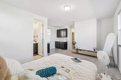 2464 Lake Club Drive, Fairfield, CA 94533 - Photo 18