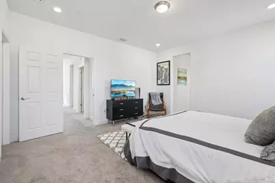 3042 Vasquez Court, Vacaville, CA 95688 - Photo 22