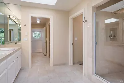 2901 Las Gallinas Avenue, San Rafael, CA 94903 - Photo 32