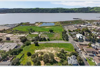 625 E H Street, Benicia, CA 94510 - Photo 14