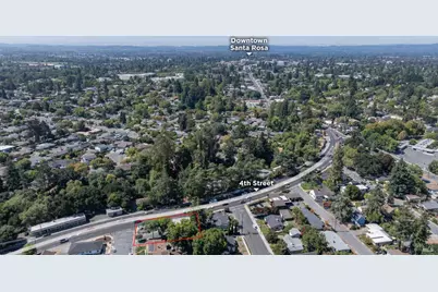 2211 4th Street, Santa Rosa, CA 95404 - Photo 2