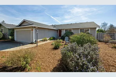 5116 Oak Park Way, Santa Rosa, CA 95409 - Photo 2