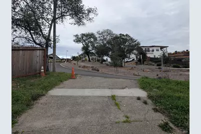 3695 Wyndemere Circle, Santa Rosa, CA 95403 - Photo 4