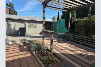 2002 Marin Street, Vallejo, CA 94590 - Photo 8