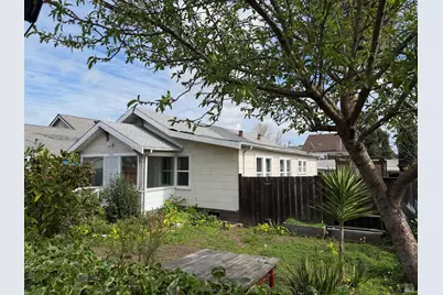 2002 Marin Street, Vallejo, CA 94590 - Photo 2