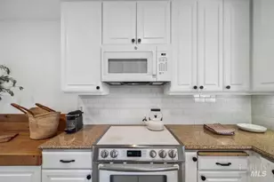 118 Eucalyptus Knoll St, Mill Valley, CA 94941 - Photo 20