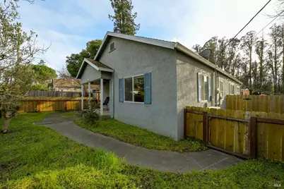 2103 Bodega Avenue, Petaluma, CA 94952 - Photo 40