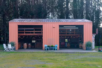 2103 Bodega Avenue, Petaluma, CA 94952 - Photo 2
