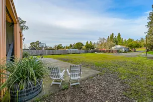 2103 Bodega Ave, Petaluma, CA 94952 - Photo 2