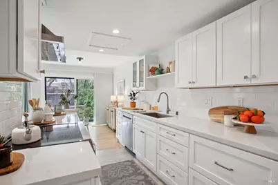 18 Dunlin Court, San Rafael, CA 94903 - Photo 12