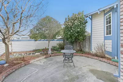 179 Buttercup Circle, Vacaville, CA 95687 - Photo 4