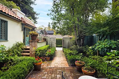 177 Miller Avenue, Mill Valley, CA 94941 - Photo 18