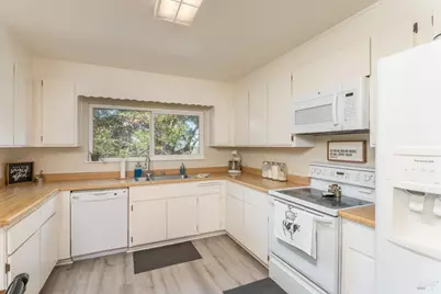 132 Ridgecrest Drive, Napa, CA 94558 - Photo 10