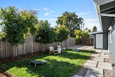 826 Vendola Drive, San Rafael, CA 94903 - Photo 20