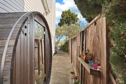 1000 Topsail Drive, Vallejo, CA 94591 - Photo 36
