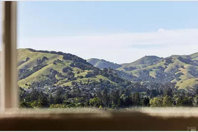 40 Miwok Drive, Novato, CA 94947 - Photo 18